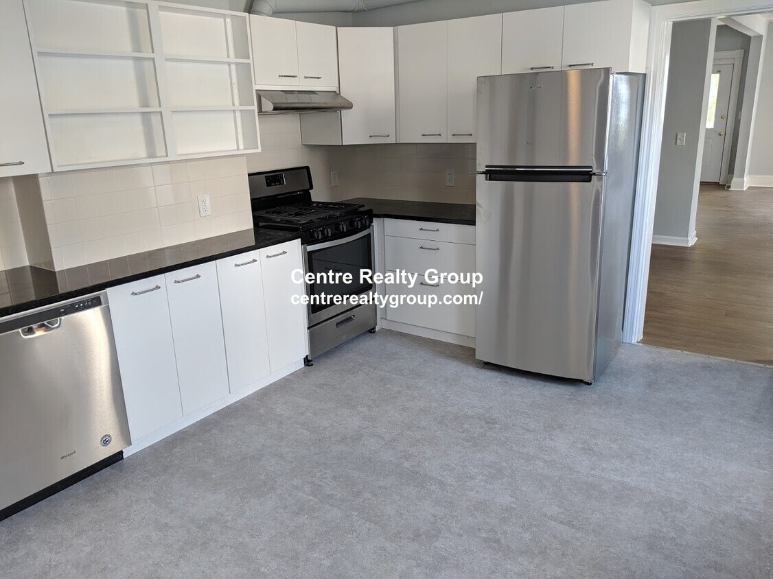 21 Sharon St, Waltham, MA 02453 Townhome Rentals in Waltham MA