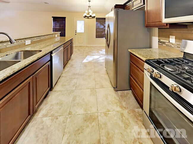 Building Photo - 3618 Cross Green Ln