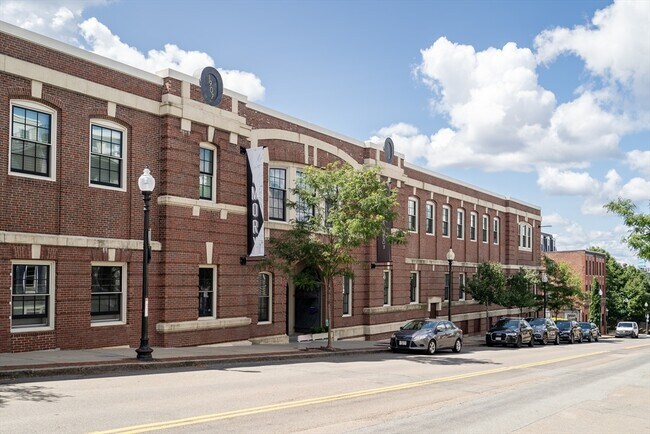 Building Photo - 374-398-398 Bunker Hill St