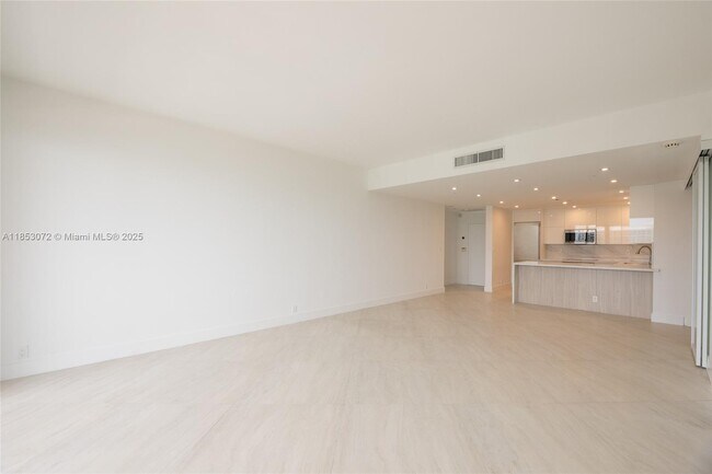 Building Photo - 201 Crandon Blvd