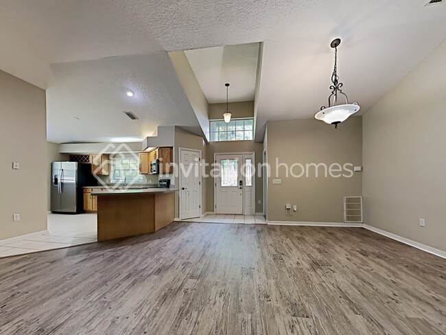 Building Photo - 4740 Treasure Cay Rd