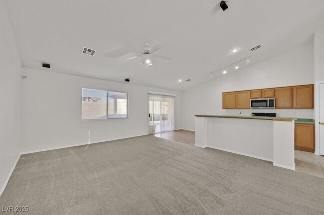 Foto del edificio - 7504 Evening Falls Dr