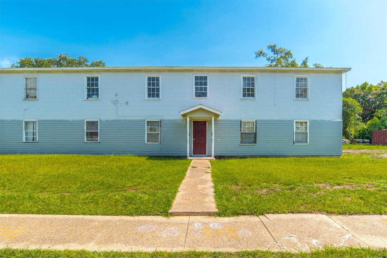 Primary Photo - 966 Texas St