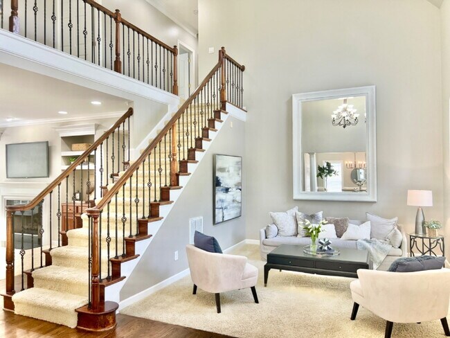 Foto del edificio - SPACIOUS AND CONVENIENT