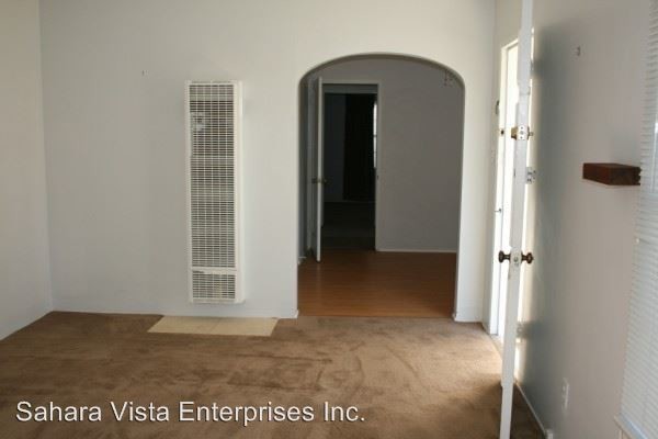 Building Photo - 1 br, 1 bath House - 211 E. Morrison St.