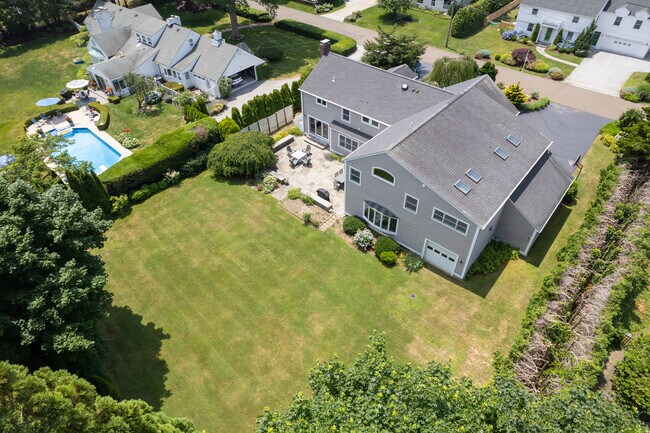Foto del edificio - 17 Barberry Ln
