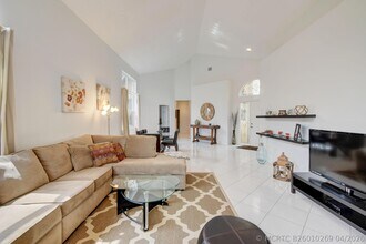 Building Photo - 2479 NW 66th Dr