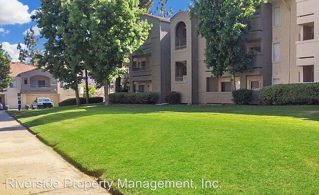 Foto del edificio - 1035 La Terraza Cir