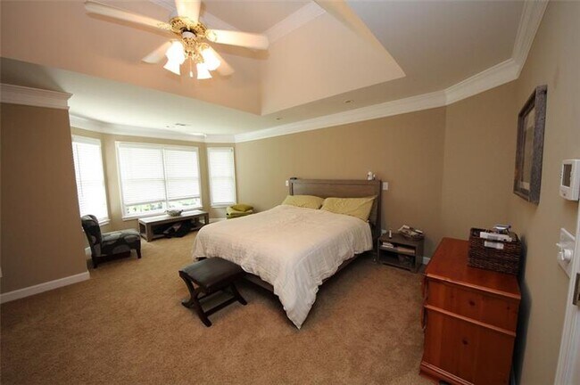 Building Photo - 275 Wilde Green Dr
