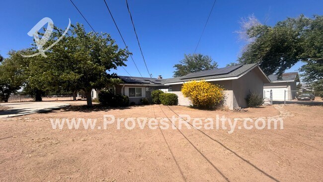 Building Photo - 3 Bed, 2 Bath Hesperia Home!!
