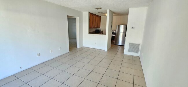 Foto del edificio - 1491 NW 22nd Ct