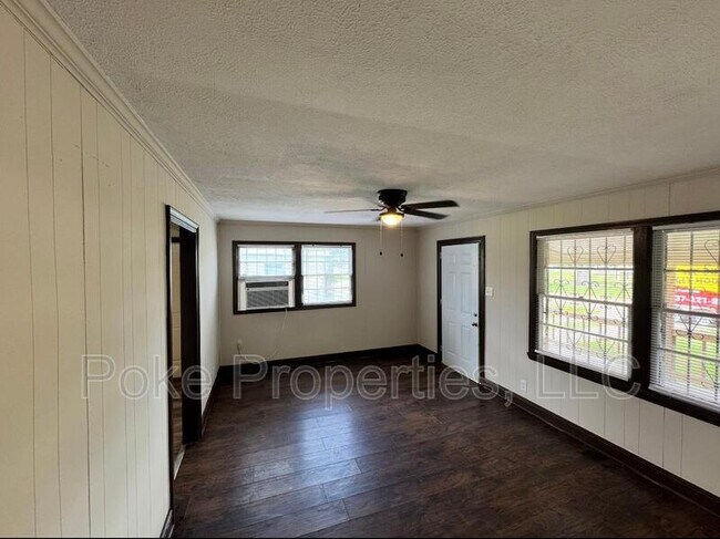 Foto del edificio - 3529 Greinwich Blvd