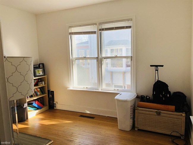 Foto del edificio - 1 br, 1 bath House - 1322 S Forest Ave Apt 3