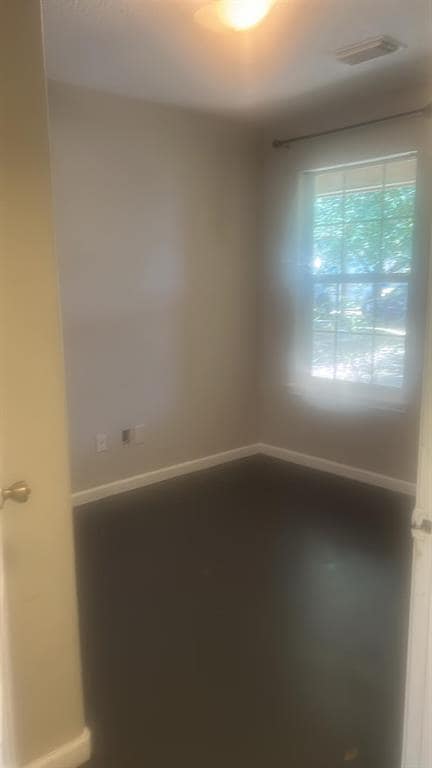 Building Photo - 122 Lindley Dr