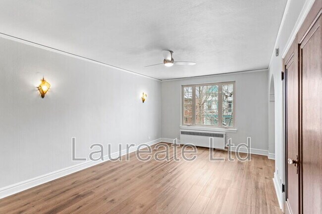 Photo - 1050 N Pearl St Apartment