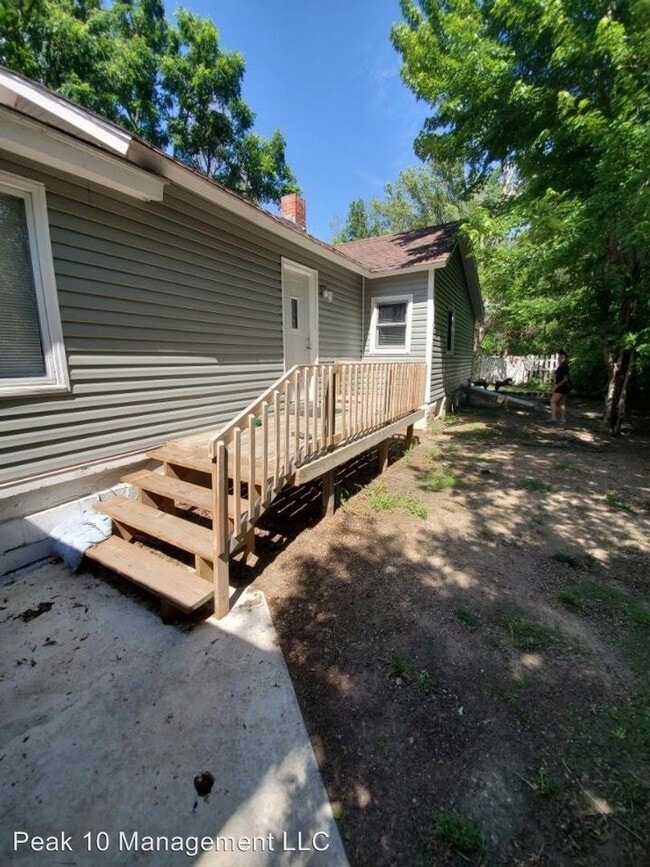Building Photo - 3 br, 1 bath House - 1610 S Martinson