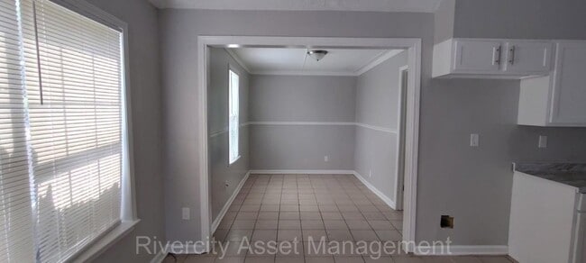 Building Photo - 6931 Brady Hill Dr
