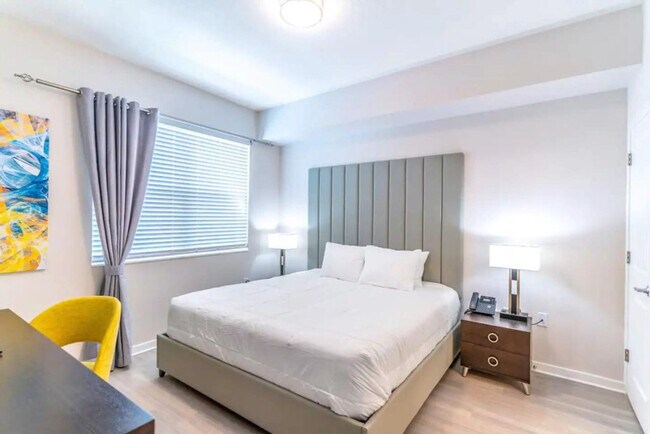 Foto del edificio - 4001 Breakview Dr