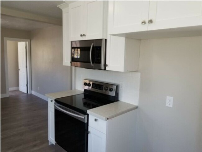 Foto del edificio - Lovely 2 Bed/2 Bath Home