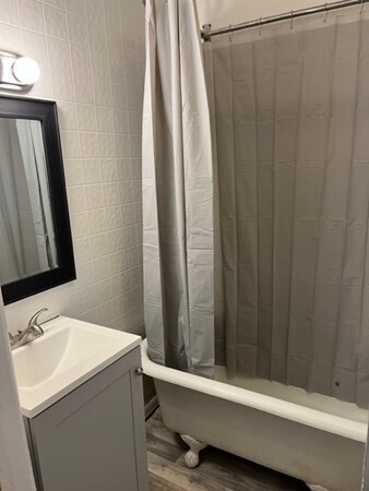 Building Photo - 18 Lamb St