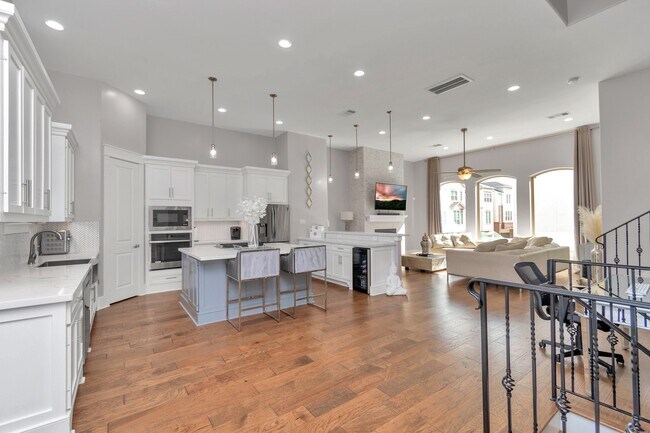 Foto del edificio - 4962 Edison Park Ln