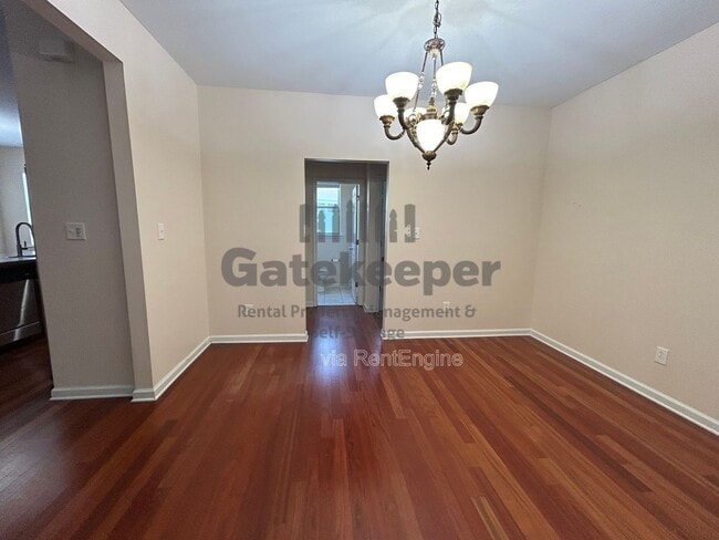 Building Photo - 214 Turnbridge Cir