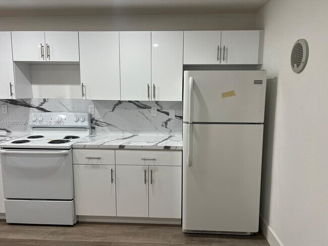 Foto del edificio - 1236 NW 4th Ave