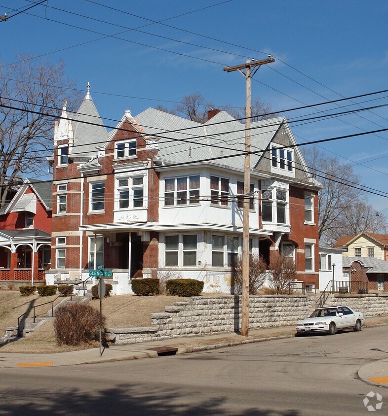 Building Photo - 1582 Wayne Ave