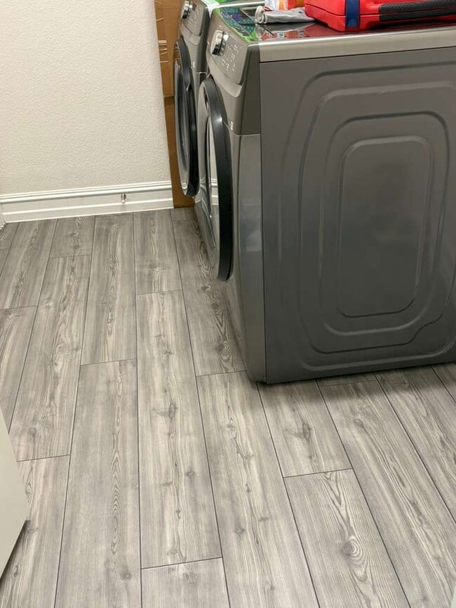 Foto del edificio - 609 Cattle Chute Ct