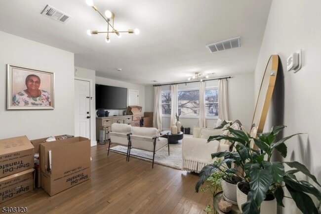 Foto del edificio - 22 Crescent Ct