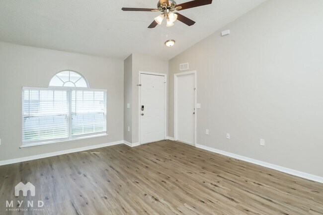 Foto del edificio - 8537 English Oak Dr
