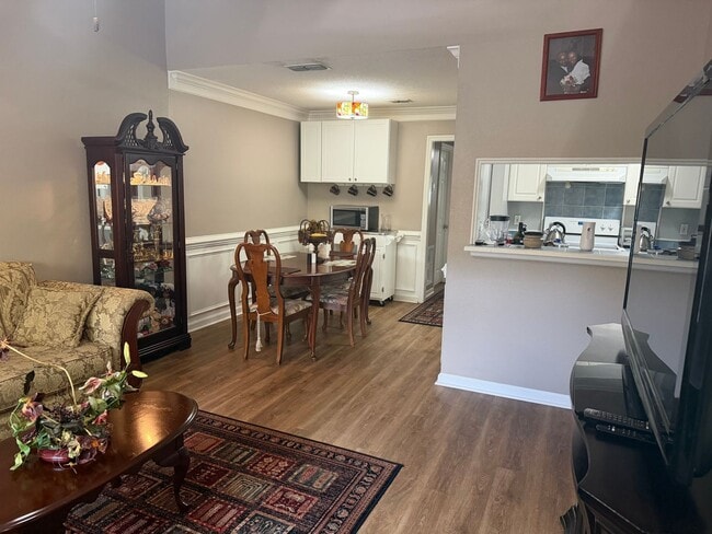 Building Photo - 3/2 Townhome for 1550$