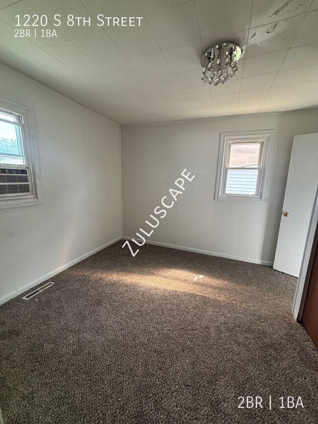 Foto del edificio - 1220 S 8th St