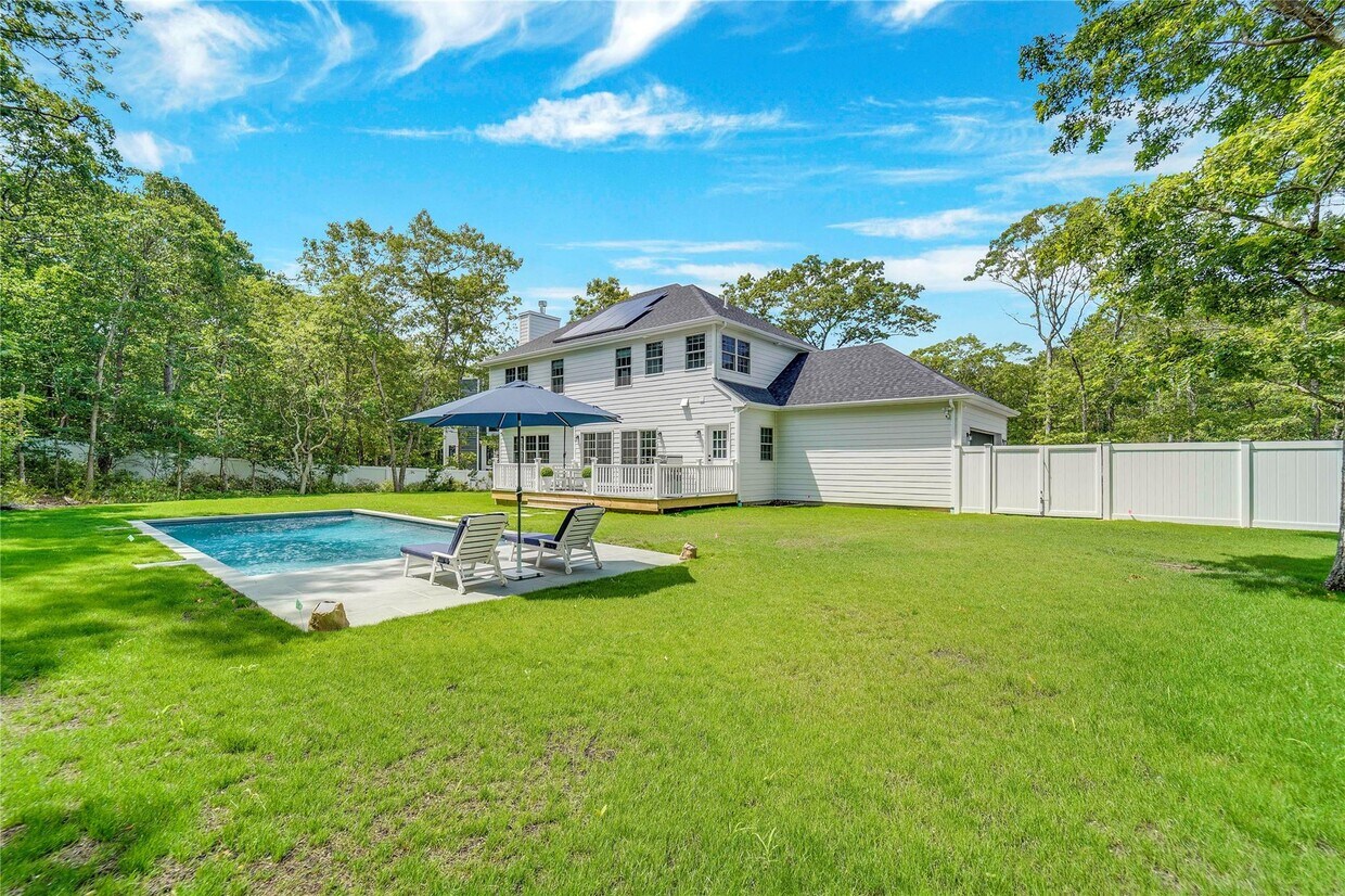 Foto principal - 29 Gateway Ct
