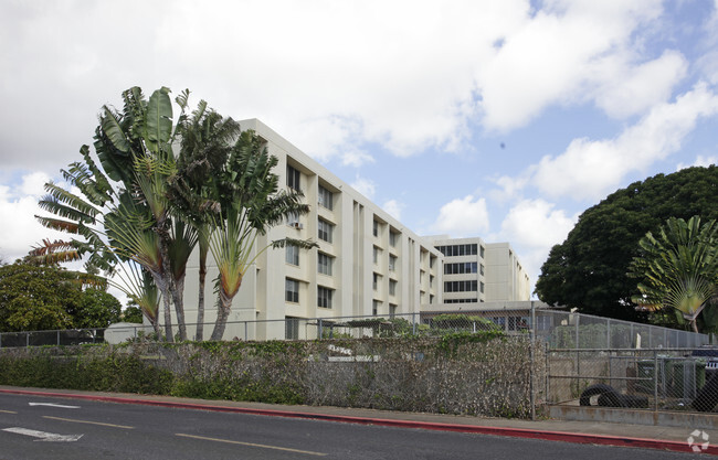 Primary Photo - Hale O'Hauoli Apartments