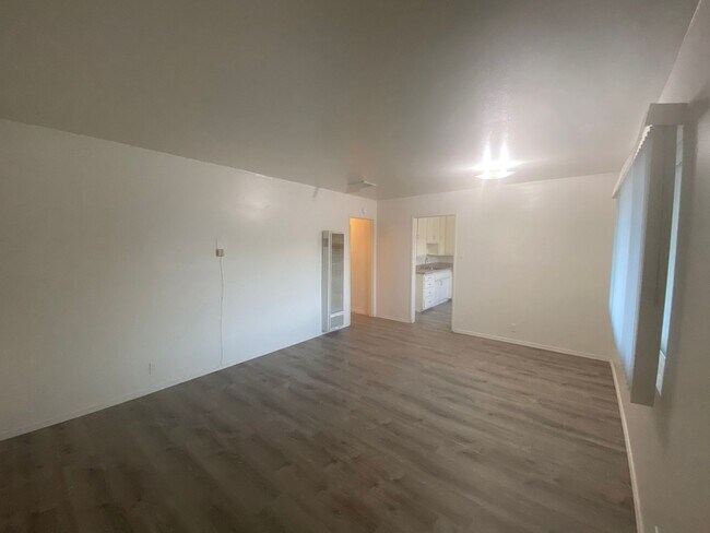 Foto del edificio - 3 Bedroom 1 Bath House Close to Schools & ...