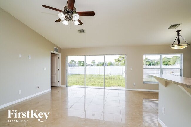 Foto del edificio - 1800 NW 16th Terrace