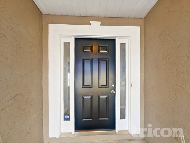 Foto del edificio - 608 Waterford Ln