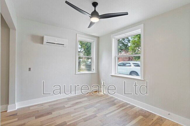 Foto del edificio - 88 N Washington St