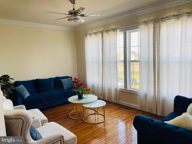 Foto del edificio - 43406 Hopestone Terrace