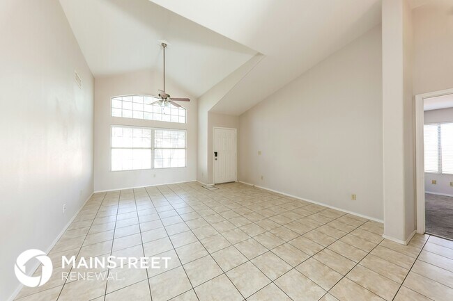 Foto del edificio - 18437 N 8th Pl