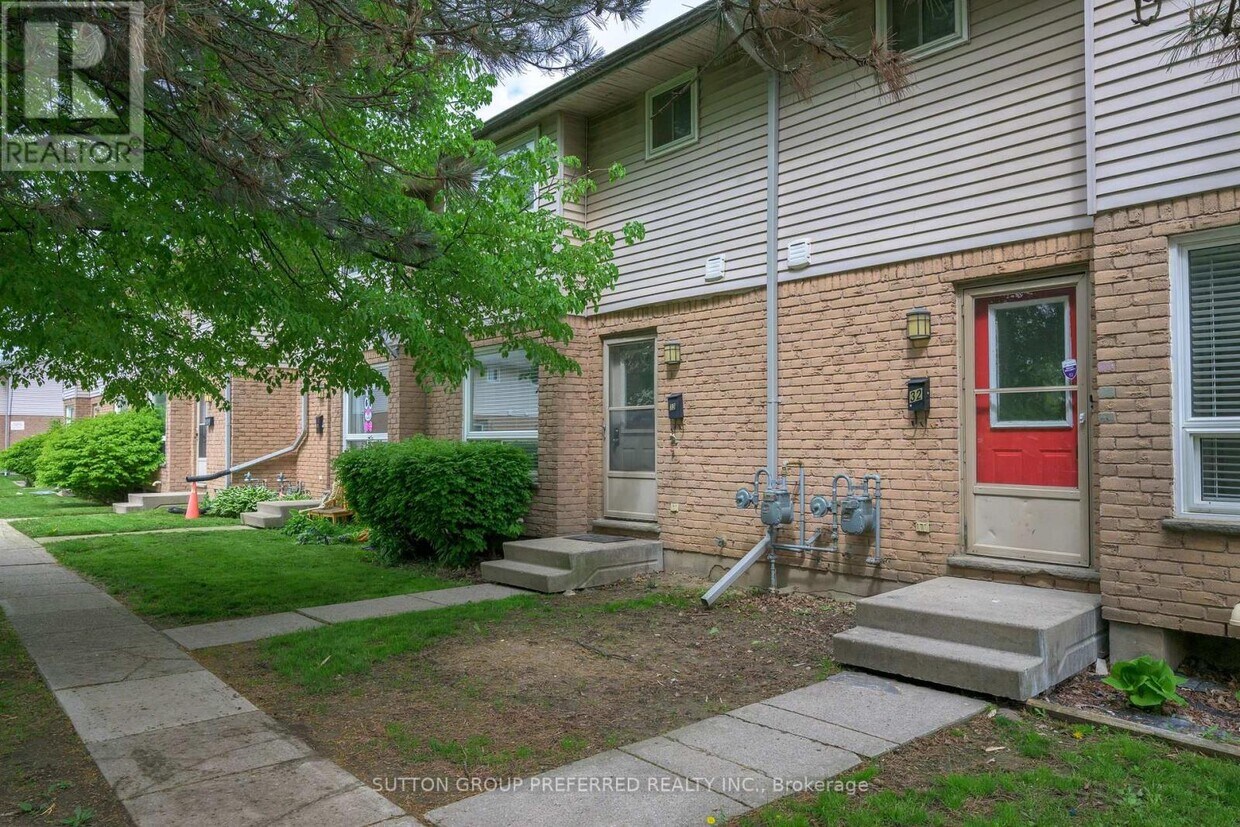 Primary Photo - 550-550 Second St