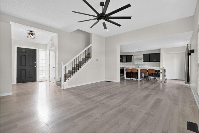 Foto del edificio - 9166 Windy Creek Dr