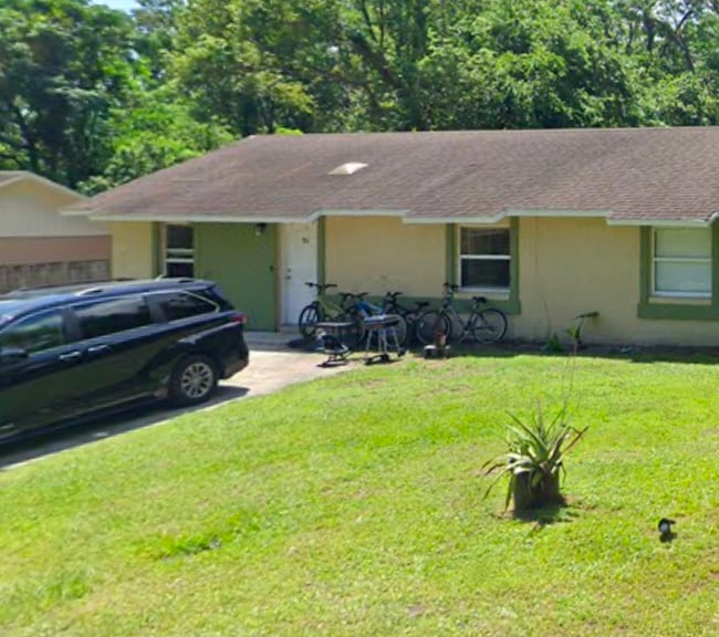 Building Photo - 56 Saint Johanna Dr