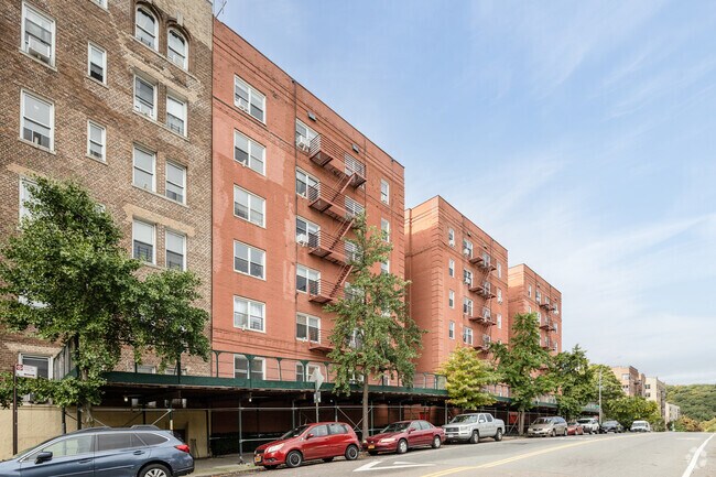 100 Park Terrace West