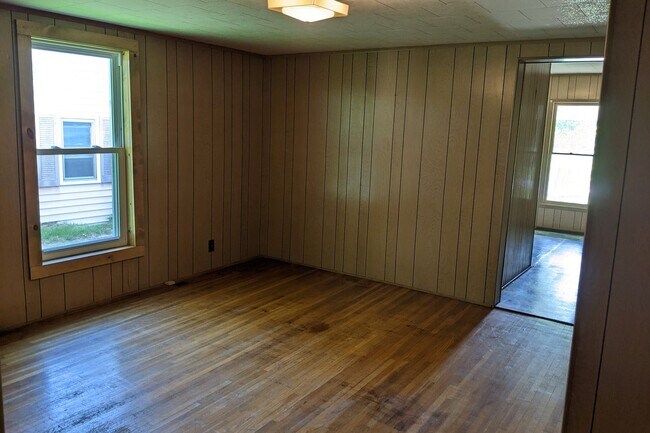 Foto del edificio - 2 br, 1 bath House - 123 S Jackson St