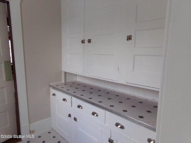 Foto del edificio - 10 S Park Dr