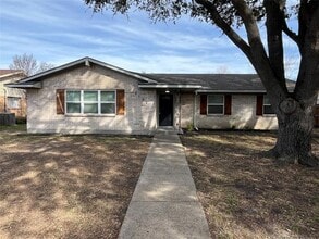 Building Photo - 2101 Plymouth Rock Dr