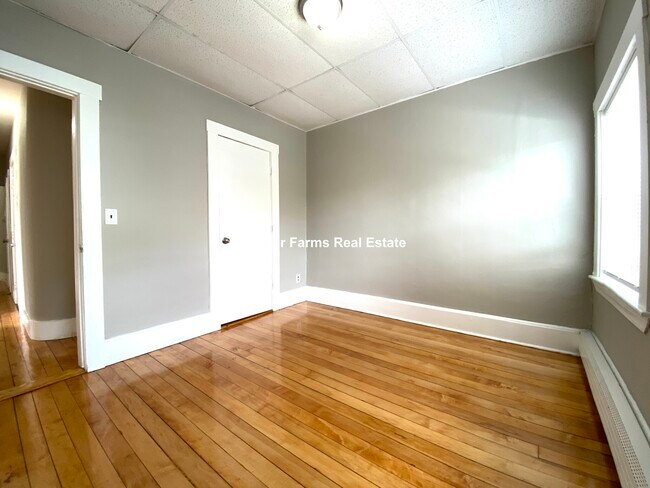 Foto del edificio - 270 Bowdoin St