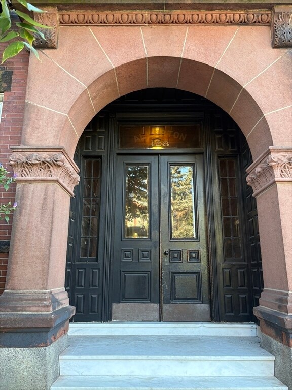 Foto del edificio - 128 Magazine St